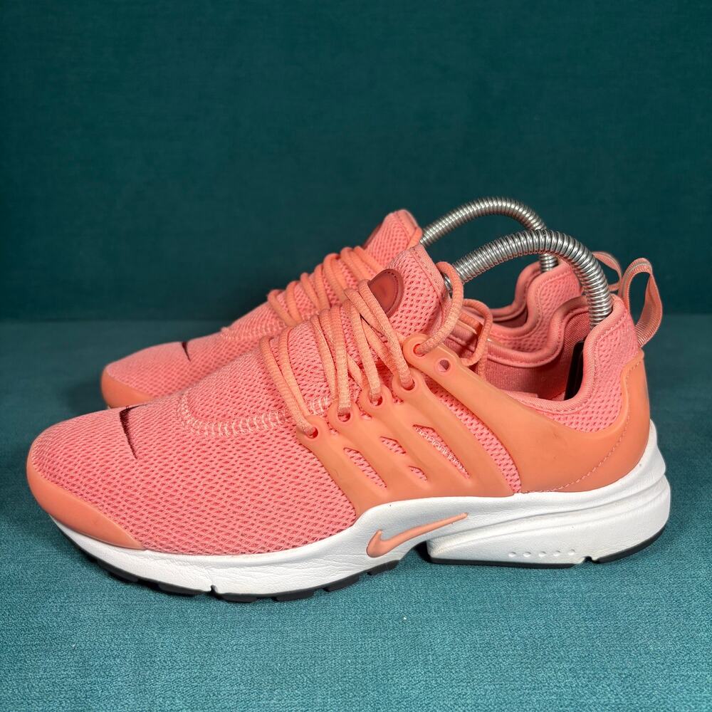 Nike Air Presto Ultra Flyknit Pink Coral Womens Size 8 878068-800